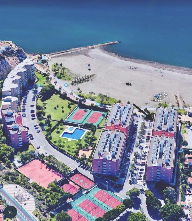 Playa La Cala In Front Of The Beach Free Parking Málaga Exteriör bild