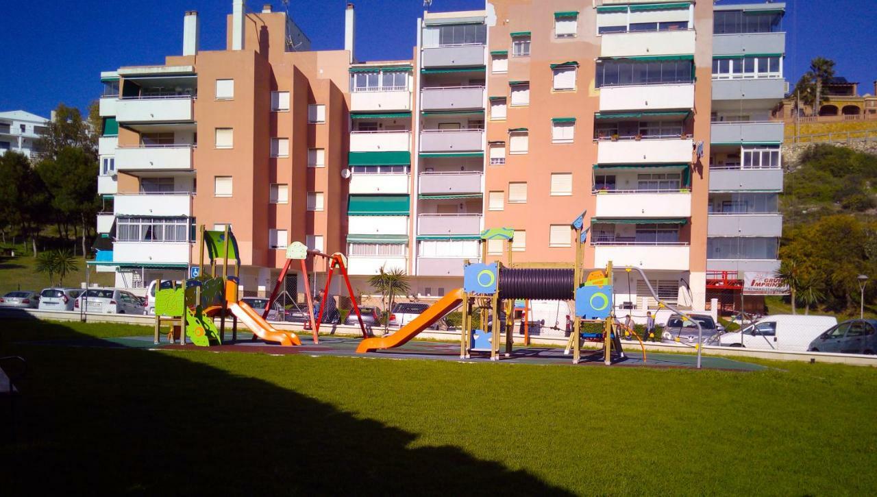 Playa La Cala In Front Of The Beach Free Parking Málaga Exteriör bild